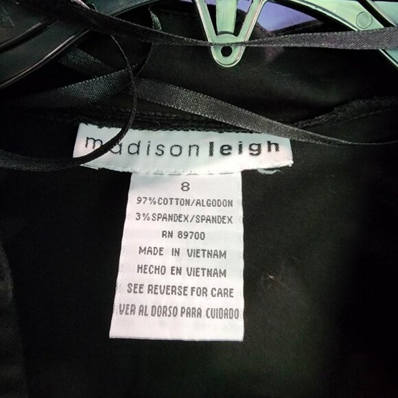 Madison Leigh Paisely Dress - Picture 7 of 8